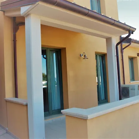 6 A La Pergola Apartmán Cavo