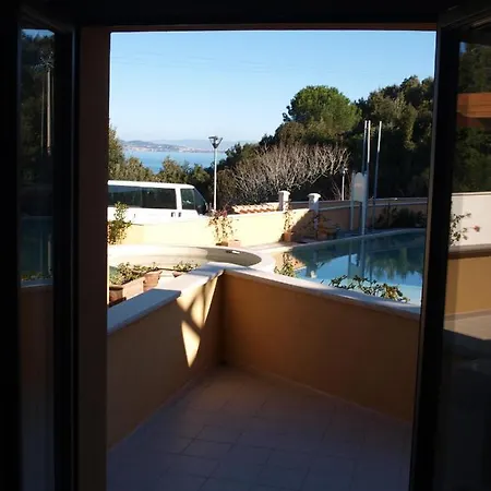 6 A La Pergola Apartmán *